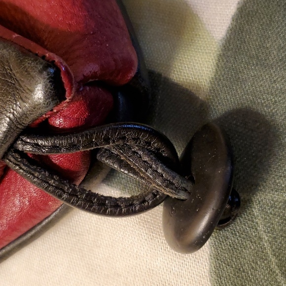 All leather crossbody bag and coin purse - Picture 3 of 11